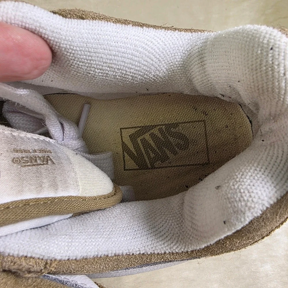 Vans knu stack